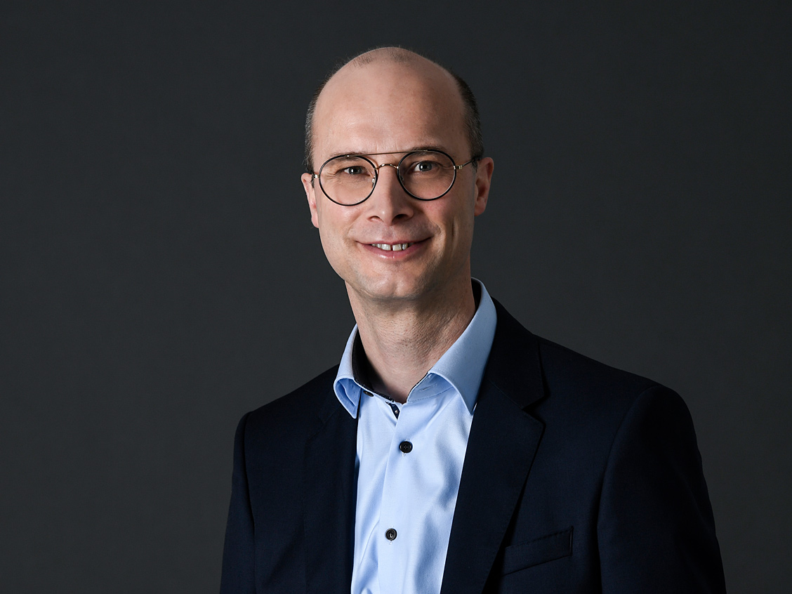 irtschaftsprüfer und Steuerberater Prof. Dr. Oliver Middendorf
